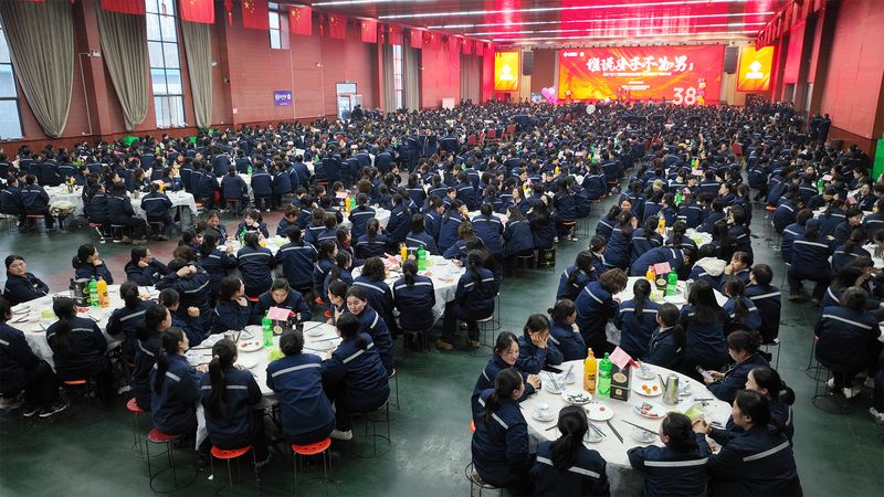 誰(shuí)說(shuō)女子不如男｜致敬河南礦山“半邊天”